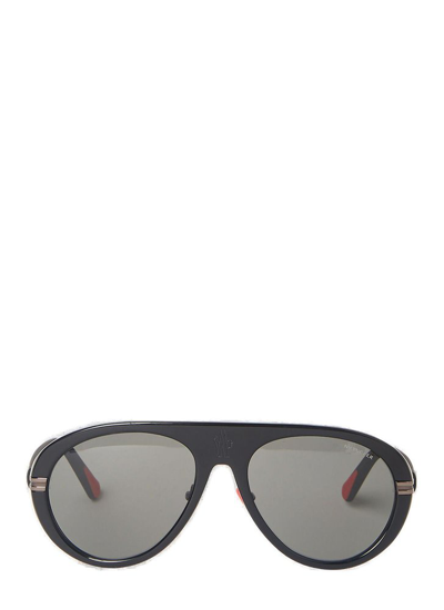 Moncler Eyewear Aviator Frame Sunglasses In Black
