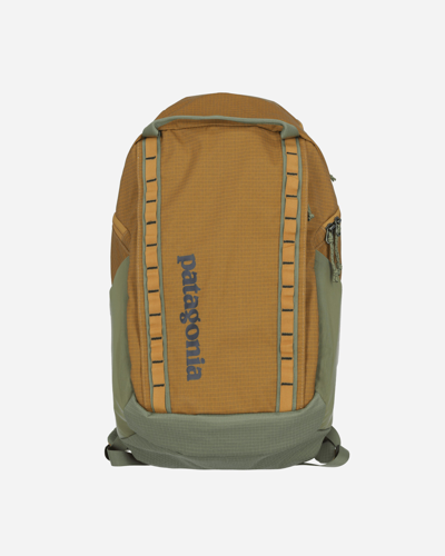 Patagonia Black Hole Pack 32l Pufferfish Gold In Yellow