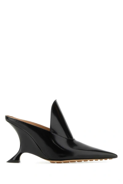 Bottega Veneta Heeled Shoes In Black