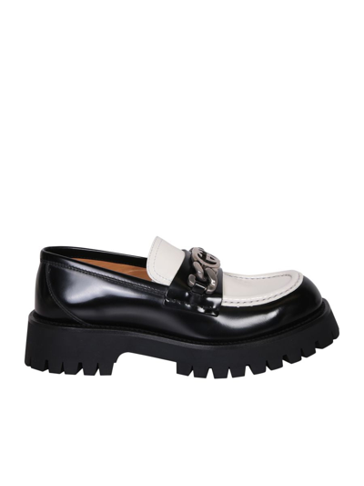 Gucci Logo Detail Leather Loafers In Black