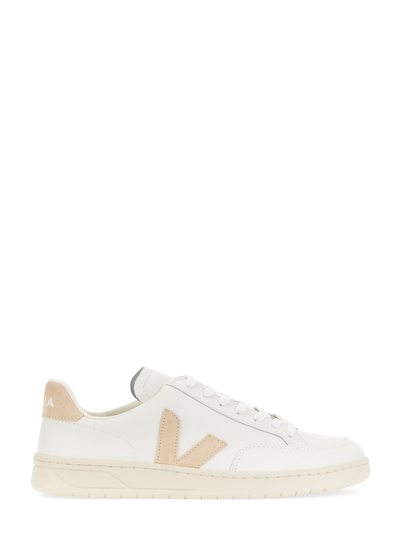 Veja Campo Chfree Trainers In White Leather