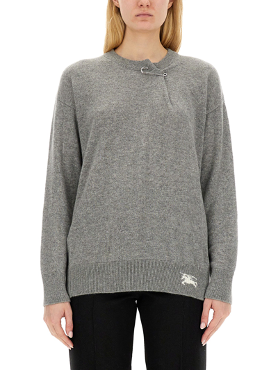 BURBERRY CASHMERE SWEATER WITH KILT PIN