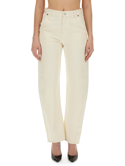 Victoria Beckham Curved Relaxed Jeans In Powder