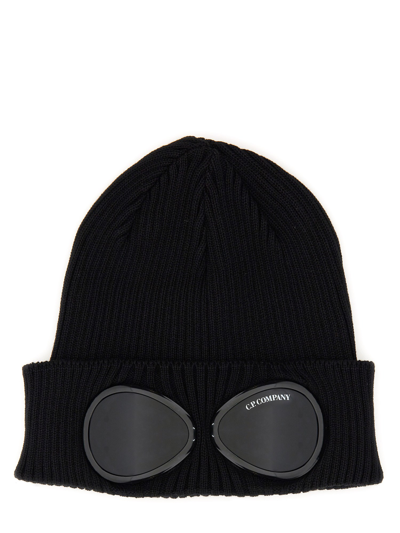 C.p. Company Beanie Hat In Black