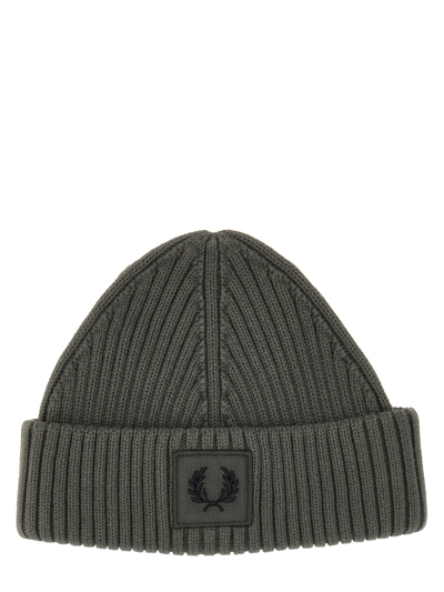 Fred Perry Beanie Hat With Logo In Grey