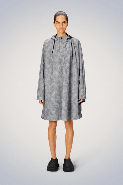 Rains Cape In Distressed Grey