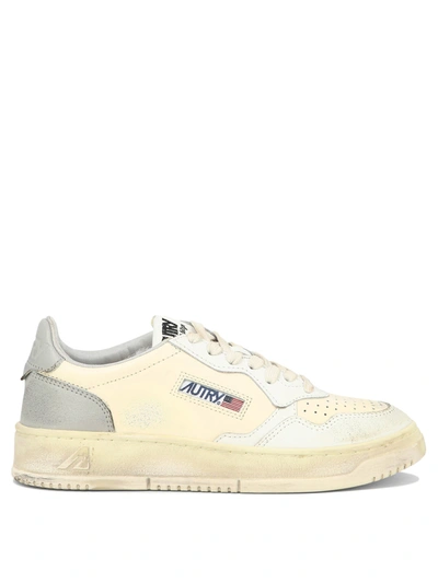 Autry "super Vintage" Trainers In Neutral