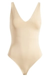 Good American V-neck Scuba Bodysuit In Champagne