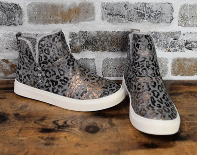 Very G Leopard Rica Boots In Grey In Multi