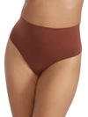 Bare The Smoothing Seamless Thong In Brown