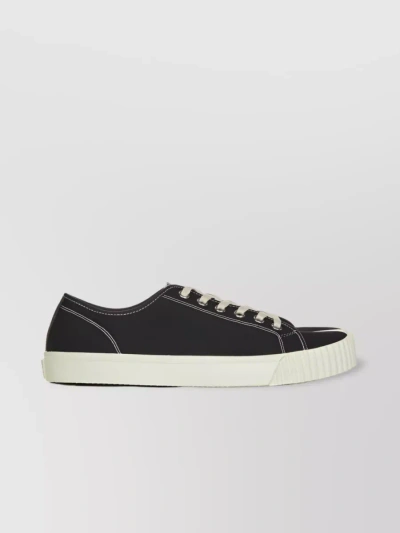 Maison Margiela Tabi Sneaker In Nero