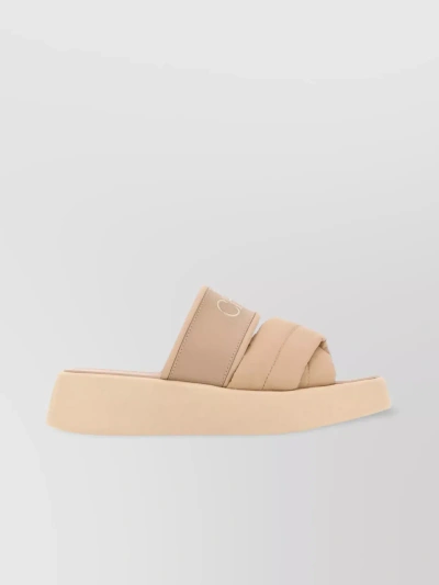 Chloé Chc24s00q - Mila Sandals In Beige