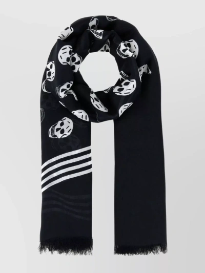 Alexander Mcqueen Skull-print Frayed Scarf In Black