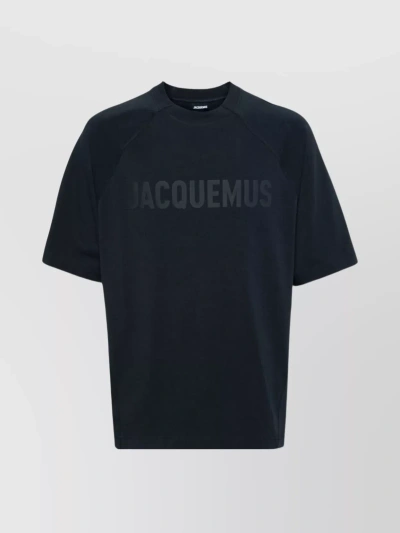 Jacquemus Typo Logo-print T-shirt In Dark_navy