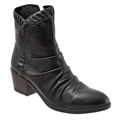 Bueno Women's Connie Leather Boot In Black