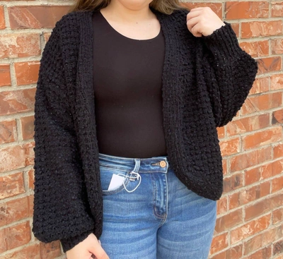 Eesome Cropped Long Sleeve Cardigan In Black
