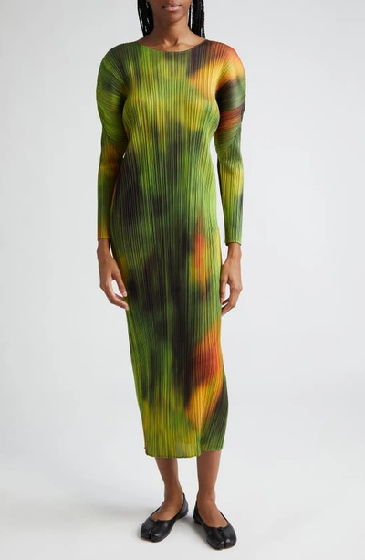 Issey Miyake Abstract Print Pleated Long Sleeve Dress In Spinach