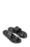 Beek Finch Toe Ring Slides In Black/ Black
