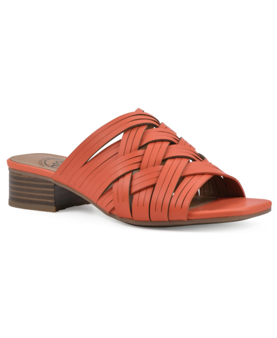 White Mountain Alluvia Low Heel Sandals In Aperol Spritz Smooth