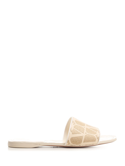 Valentino Garavani Toile Iconographe Mules In Natural/ivory