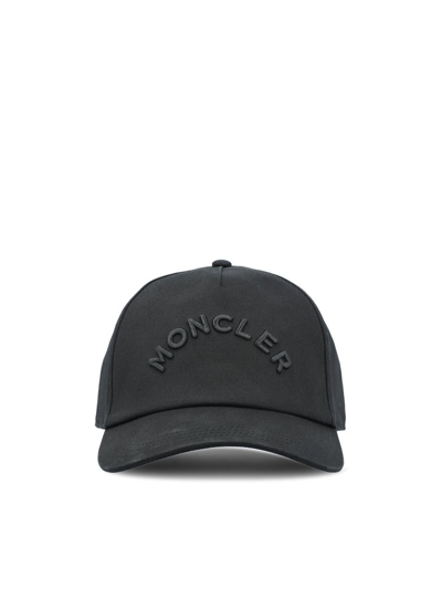 Moncler Logo Embroidered Baseball Cap In Black