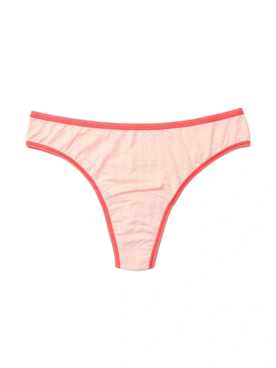 Hanky Panky Movecalm™ Natural Rise Thong In Red
