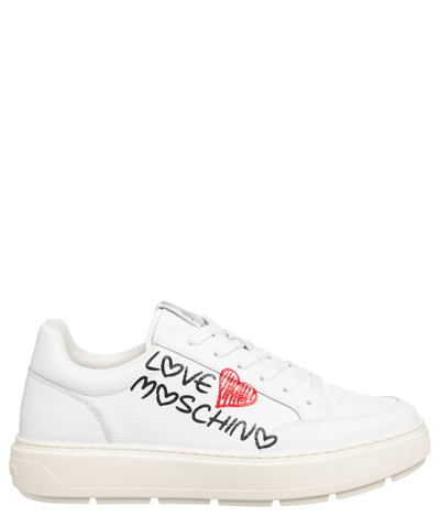 Love Moschino Logo印花皮质运动鞋 In White