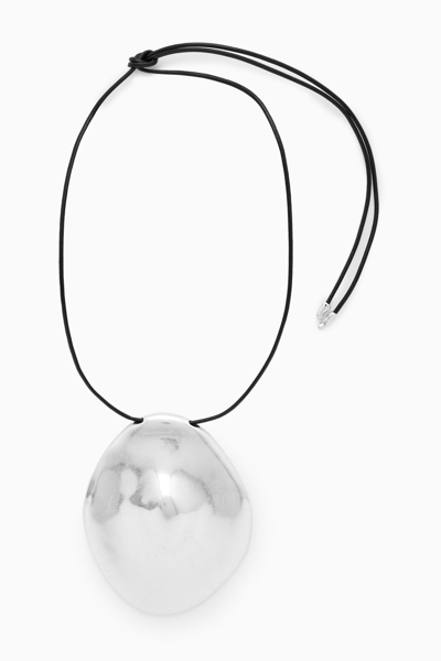 Cos Oversized Organic-shaped Pendant Necklace In Silver