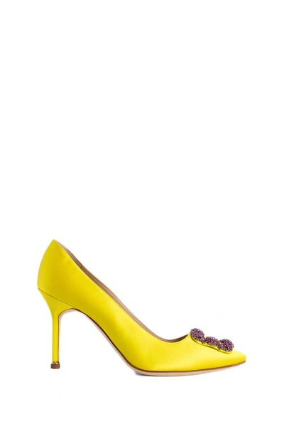 Manolo Blahnik Hangisi 90mm Crystal-embellished Pumps In Yellow