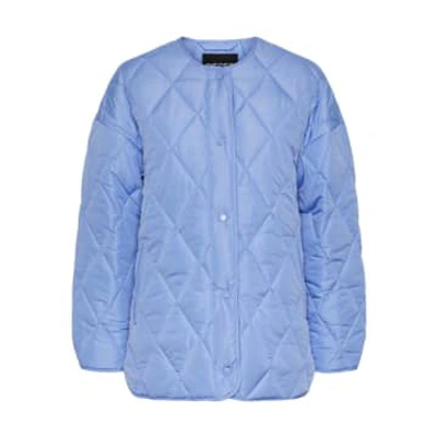 Pieces Stella Quilted Jacket In Blue