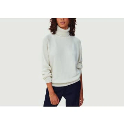 Tricot Cashmere Turtleneck In White