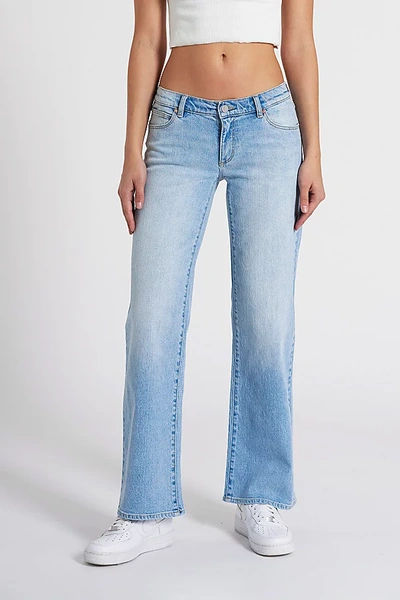 Abrand Jeans 99 Low & Wide Jean In Kylee Recycled, Women's At Urban Outfitters