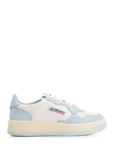 Autry Medalist Low-top Sneakers In Blue Surf
