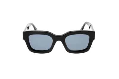 Fendi Rectangular Frame Sunglasses In Black