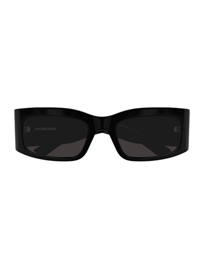 Balenciaga Eyewear Rectangular Frame Sunglasses In 001 Black Black Grey