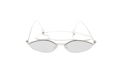 Fendi Eyewear Geometric Frame Sunglasses In 16c