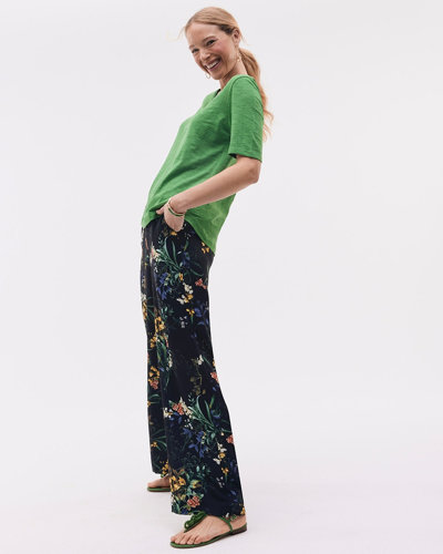 Chico's Floral Relaxed Straight Leg Soft Pants In Black Size 6 |  In Black/green
