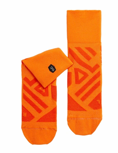 On Running Performance Mid Sock In Orange