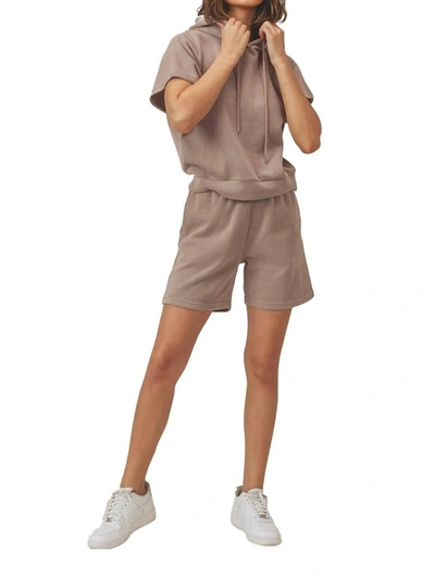 Trend:notes Hoodie Ribbed Sweat Short Set In Chocolate Mauve In Beige