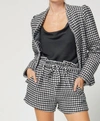 Entro Tweed Short In Black & White In White