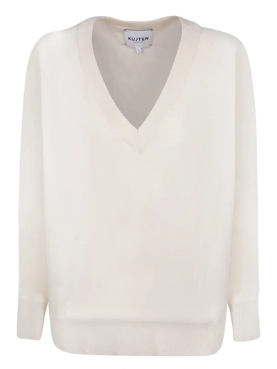 Kujten Sweaters In White