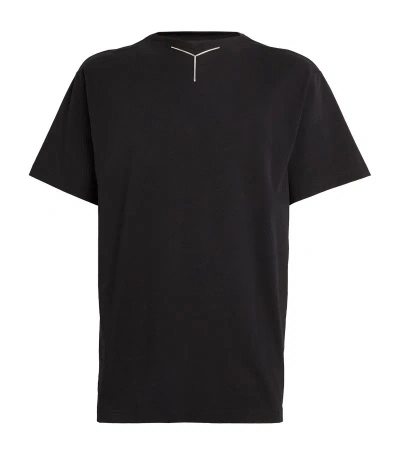 Y/project Contrasting Patches Crew-neck T-shirt In Black