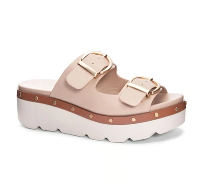 CHINESE LAUNDRY SURFS UP SANDAL IN BEIGE