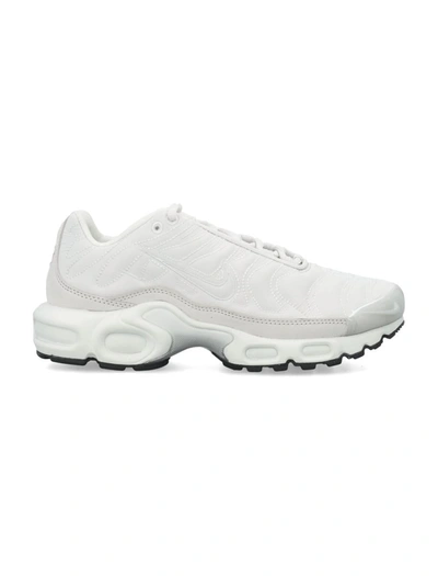 Nike Air Max Plus Woman Trainers In Platinum Tint