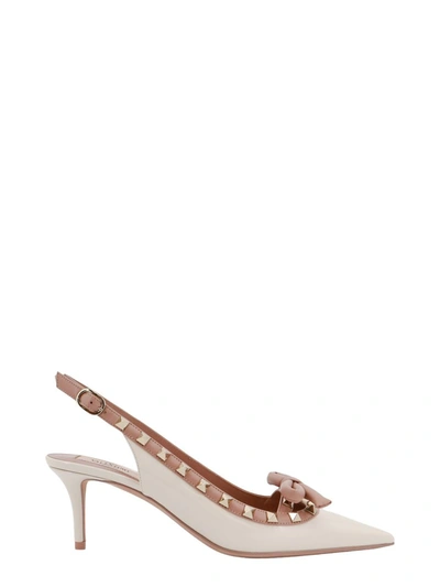 Valentino Garavani Rockstud Bicolor Bow Slingback Pumps In Beige