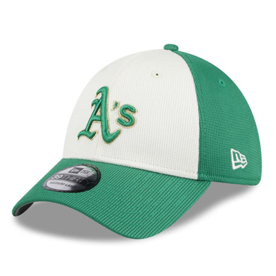 New Era Men's  White, Green Oakland Athletics 2024 St. Patrick's Day 39thirty Flex Fit Hat In White,green