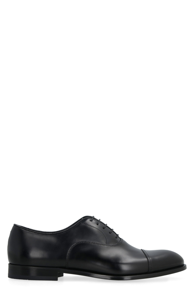 Doucal's Old Leather Lace-up Shoes In Nero