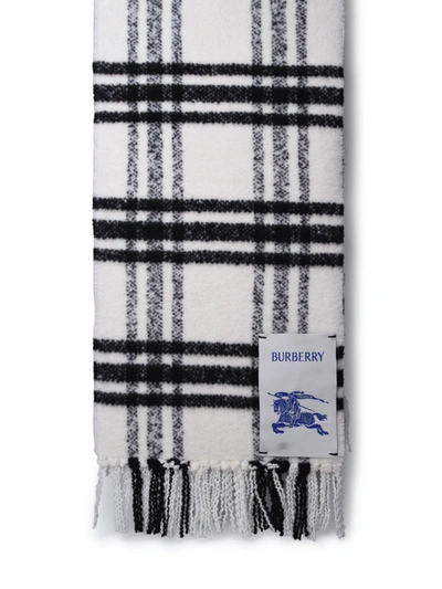 Burberry Woman White Wool Scarf