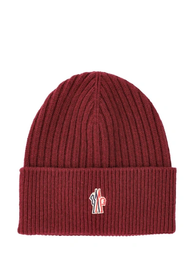 Moncler Grenoble Logo Embroidered Beanie In Red
