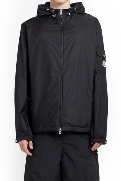 Moncler Traversier Rain Jacket In Black